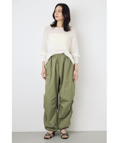 AZUL by moussy（アズールバイマウジー）の「【身長/骨格別着用画像あり】ドライタッチサマーニット　夏服　秋服　春服　メッシュトップス　シアーニット　シアートップス　体系カバー　お尻が隠れる（ニット/セーター・レディース・ブラック/ライトイエロー/オフホワイト/ミント・SMALL/MEDIUM）」の10枚目の写真