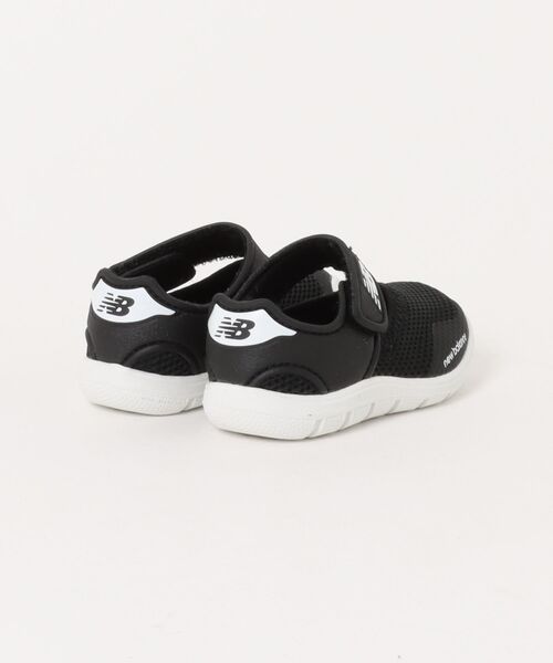 NEW BALANCE(ニューバランス)の「new balance ニューバランス I208 ベビーサンダル サマーシューズ 子供靴 水陸両用 ワンベルト I2084FQ ブラック(サンダル・キッズ・ブラック・12cm/13.0cm/14.0cm/15.0cm/16.0cm)」の2枚目の写真