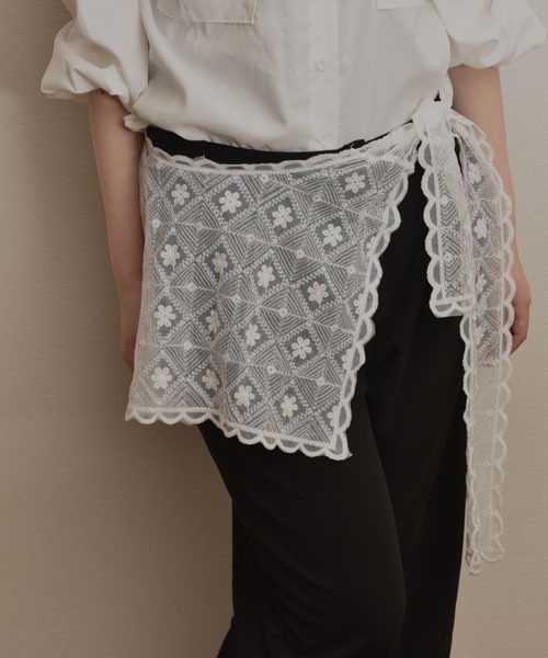 VIBGYOR Women(ヴィブジョー ウィメン)の「【resonance】レース フラワー刺繍デザイン ラップスカート/付け裾【マルチウェイ】(その他トップス・レディース・ホワイト系1/ホワイト系2・FREE)」の7枚目の写真