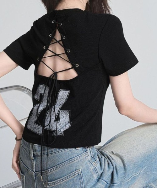 lilful(リルフル)の「【26年春夏新作】バックレースアップ かすれプリント 半袖ラグランTシャツ(Tシャツ/カットソー・レディース・ホワイト/ブラック・F)」の9枚目の写真