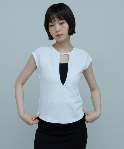 leimn(レイムン)の「ディープVネックフレンチスリーブトップス(Tシャツ/カットソー・レディース・ブラック/ホワイト・FREE)」の3枚目の写真