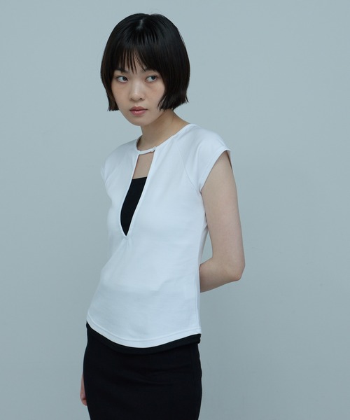leimn(レイムン)の「ディープVネックフレンチスリーブトップス(Tシャツ/カットソー・レディース・ブラック/ホワイト・FREE)」の9枚目の写真