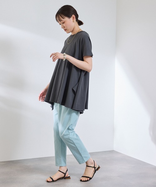 CROSS FUNCTION(クロスファンクション)の「《汗染み防止》エブ楽 天竺アシメトリーデザインTシャツ【CROSS FUNCTION/クロスファンクション】(Tシャツ/カットソー・レディース・チャコールグレー/オフホワイト・M/L/LL)」の11枚目の写真