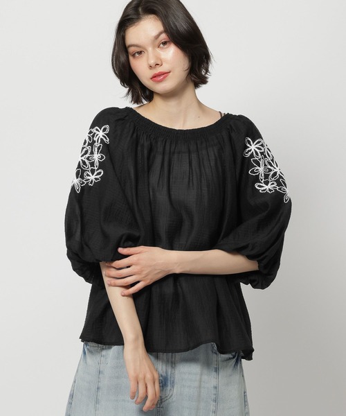 niko and...（ニコアンド）の「袖刺繍シアーブラウス（シャツ/ブラウス・レディース・サックスブルー/ブラック/オフホワイト・LARGE/MEDIUM）」の9枚目の写真