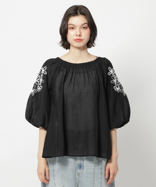 niko and...（ニコアンド）の「袖刺繍シアーブラウス（シャツ/ブラウス・レディース・サックスブルー/ブラック/オフホワイト・LARGE/MEDIUM）」の13枚目の写真