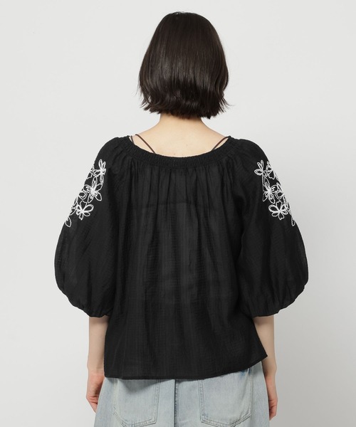 niko and...（ニコアンド）の「袖刺繍シアーブラウス（シャツ/ブラウス・レディース・サックスブルー/ブラック/オフホワイト・LARGE/MEDIUM）」の15枚目の写真