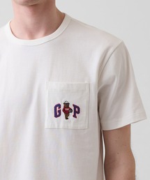 GAP（ギャップ）の「リラックスフィット ブラナンベア GAPロゴTシャツ（Tシャツ/カットソー）」