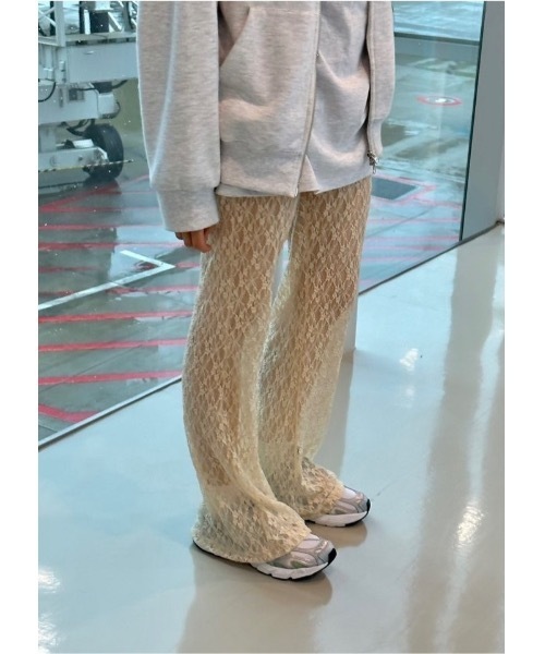 SALTMINT（ソルトミント）の「レースレイヤードイージーパンツ（その他パンツ・レディース・ホワイト/ブラック・FREE）」の15枚目の写真