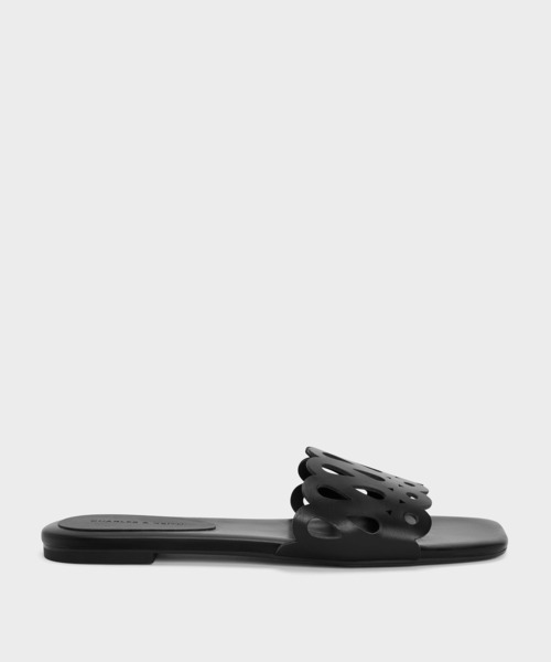 CHARLES & KEITH(チャールズ & キース)の「カットアウト スライドサンダル(サンダル・レディース・ブラック/ライトブラウン・23.5cm/23cm/22.5cm/25.5cm/25cm/24.5cm)」の5枚目の写真