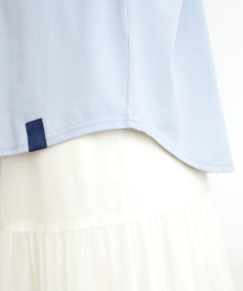 EGLANTINE(エグランティーヌ)の「EGLANTINE スパンコールハート刺繍カットソー 半袖(Tシャツ/カットソー・レディース・サックスブルー/ブラック/ダークブラウン/オフホワイト・38)」の18枚目の写真