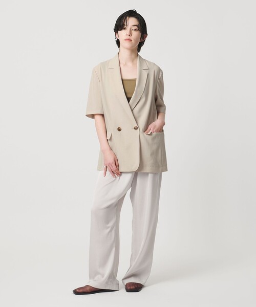MARW UNITED ARROWS(マルゥ ユナイテッドアローズ)の「<MARW UNITED ARROWS>ショートスリーブ ダブル ジャケット(テーラードジャケット・レディース・ベージュ/ブラック・38/36)」の4枚目の写真