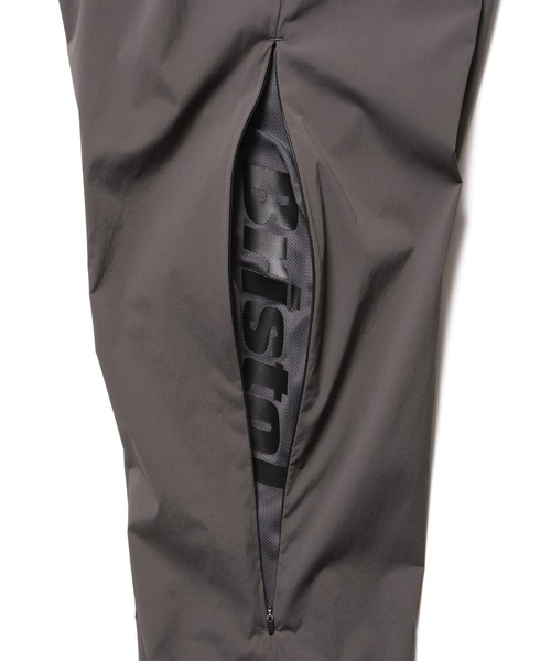 F.C.Real Bristol(エフシーレアルブリストル)の「CORDURA STRETCH VENTILATION TAPERED PANTS(その他パンツ・メンズ・チャコールグレー/ブラック/グレイッシュベージュ・LARGE/X-LARGE/MEDIUM/SMALL/XX-LARGE)」の21枚目の写真