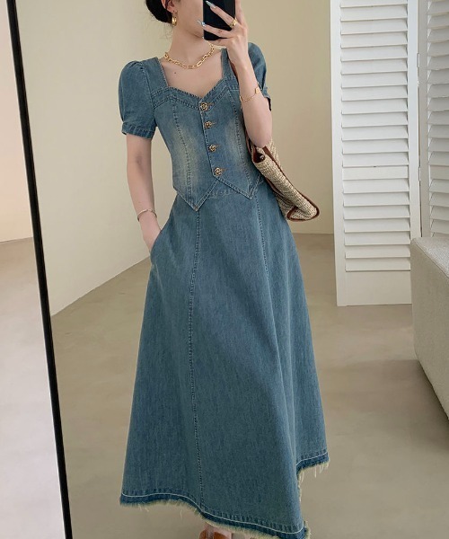 FAVORITO(ファヴォリート)の「デニムトップススカートセットアップ(セットアップ・レディース・ブルー・XL/L/M/S)」の1枚目の写真