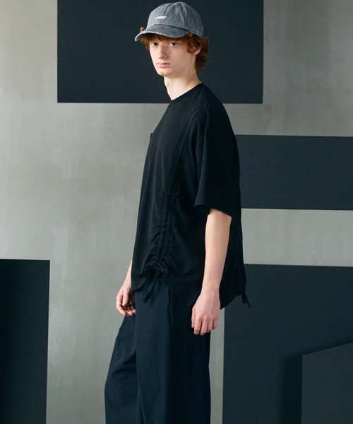 MAISON SPECIAL(メゾンスペシャル)の「《UNISEX》Russell Mesh Prime-Over Asymmetrical Shirring T-shirt/ラッセルメッシュプライムオーバーアシンメトリーシャーリングTシャツ【MAISON SPECIAL/メゾンスペシャル】(Tシャツ/カットソー・メンズ・ブラック/ラベンダー/バーガンディー・0/2/1)」の19枚目の写真