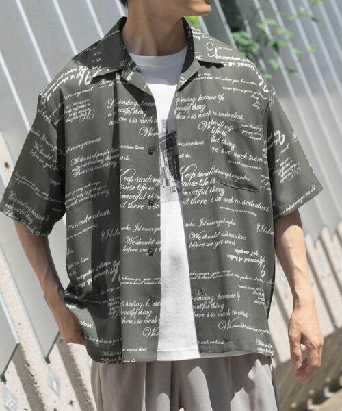 ITEMS URBANRESEARCH(アイテムズ アーバンリサーチ)の「メッセージプリント オープンカラー 半袖シャツ(シャツ/ブラウス・メンズ・ブラック/モカ/オリーブ・MEDIUM/LARGE)」の22枚目の写真