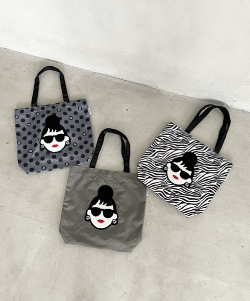 HAPPY FACE(ハッピーフェイス)の「EMMA 顔相良刺?新トート BK(トートバッグ・レディース・ブラック・ONE SIZE)」の19枚目の写真