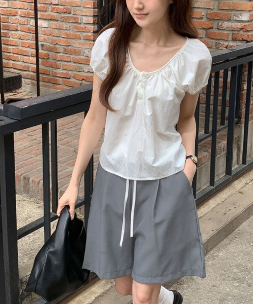 2ly2(トゥーリートゥー)の「配色ウエスト ワイドショートパンツ ハーフパンツ イージーパンツ(その他パンツ・レディース・ブラック/グレー・FREE)」の19枚目の写真