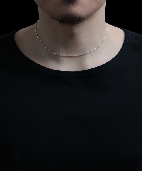 YArKA（ヤーカ）の「【YArKA/ヤーカ】helix chain narrow necklace [TOLN40] / 螺旋フラットチェーン細ネックレス（ネックレス・メンズ・シルバー・FREE）」の8枚目の写真