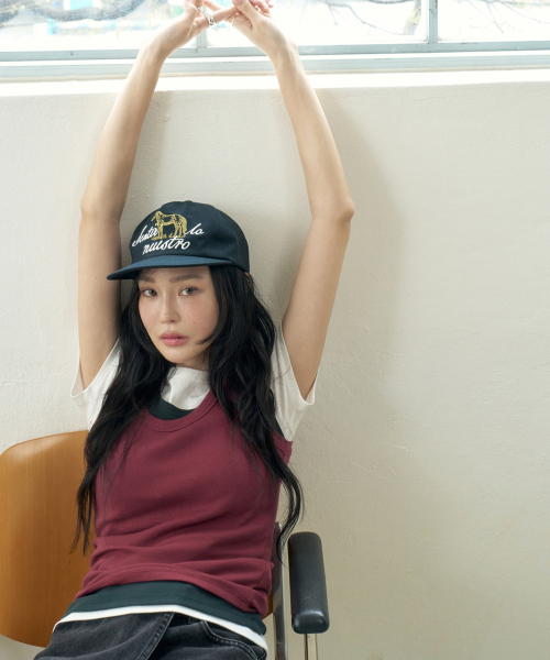 MORVE13(モルブ13)の「センティル スクープネック スリーブレス(Tシャツ/カットソー・レディース・ブラック/ネイビー/ダークグリーン/バーガンディー/ライトグレー/アイボリー・FREE)」の9枚目の写真