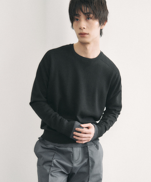 LUNDY(ランディ)の「アーチクルーネックラウンドニット - ブラック(ニット/セーター・メンズ・ブラック・2/3)」の3枚目の写真