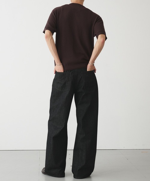 Adoon plain(アドーンプレーン)の「SLIM CURVED DESIGN CHINO PANTS / スリムカーブデザインストレートチノパンツ(チノパンツ・メンズ・ブラウン/チャコールグレー・MEDIUM/SMALL/LARGE)」の8枚目の写真