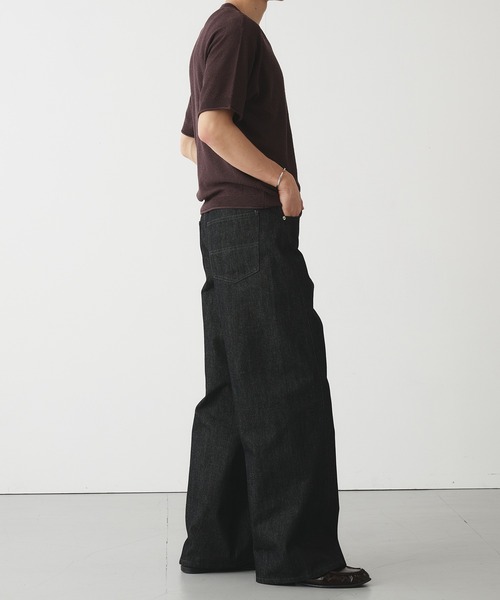 Adoon plain(アドーンプレーン)の「SLIM CURVED DESIGN CHINO PANTS / スリムカーブデザインストレートチノパンツ(チノパンツ・メンズ・ブラウン/チャコールグレー・MEDIUM/SMALL/LARGE)」の7枚目の写真