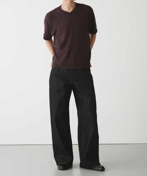Adoon plain(アドーンプレーン)の「SLIM CURVED DESIGN CHINO PANTS / スリムカーブデザインストレートチノパンツ(チノパンツ・メンズ・ブラウン/チャコールグレー・MEDIUM/SMALL/LARGE)」の5枚目の写真