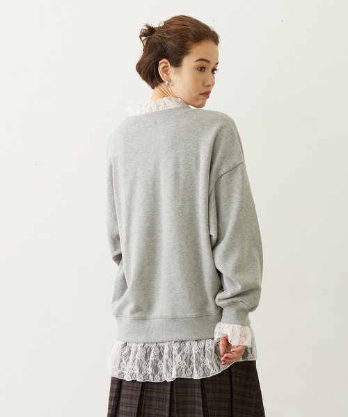 MILKFED.（ミルクフェド）の「LAYERED LACE TOP（スウェット・レディース・アッシュ/オフホワイト/ブラック・ONE SIZE）」の15枚目の写真