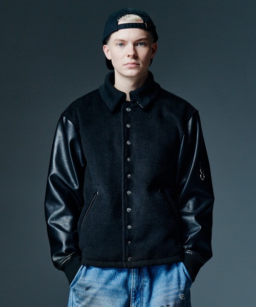 glamb(グラム)の「Collared Stadium Jacket / カラースタジアムジャケット(スタジャン・メンズ・ブラック/ワイン・S/M/L)」の2枚目の写真