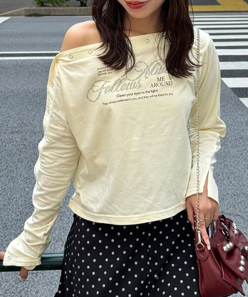 CIAOPANIC（チャオパニック）の「リングドットボタンワンショルロンTee（Tシャツ/カットソー・レディース・ホワイト/ネイビー/グレー・ONE SIZE）」の2枚目の写真