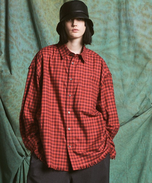 MAISON SPECIAL(メゾンスペシャル)の「《UNISEX》【Italian Dead Stock Fabric】Prime-Over Regular Collar Cut-off Plaid Shirt/【イタリアンデッドストックファブリック】プライムオーバーレギュラーカラーカットオフシャツ【MAISON SPECIAL/メゾンスペシャル】(シャツ/ブラウス・メンズ・ホワイト/ブラック/チャコールグレー/レッド/グレー/パープル/グレイッシュベージュ/ブルー・0/2/1)」の8枚目の写真