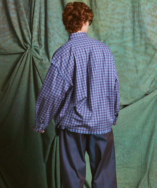 MAISON SPECIAL(メゾンスペシャル)の「《UNISEX》【Italian Dead Stock Fabric】Prime-Over Regular Collar Cut-off Plaid Shirt/【イタリアンデッドストックファブリック】プライムオーバーレギュラーカラーカットオフシャツ【MAISON SPECIAL/メゾンスペシャル】(シャツ/ブラウス・メンズ・ホワイト/ブラック/チャコールグレー/レッド/グレー/パープル/グレイッシュベージュ/ブルー・0/2/1)」の9枚目の写真