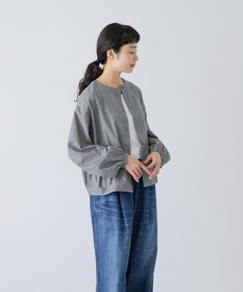 かぐれ(カグレ)の「ギャザースリーブ2WAYカーディガン(カーディガン/ボレロ・レディース・オフホワイト/ブラック・FREE)」の21枚目の写真
