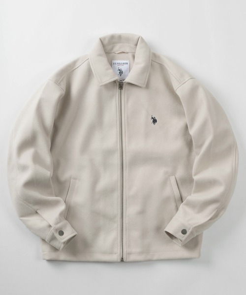 U.S. POLO ASSN.(ユーエスポロアッスン)の「【80】【U.S. POLO ASSN/ユー.エス. ポロアッスン】 襟付き メルトン ジップブルゾン/ライトメルトン/ワンポイント刺繍/トラッド/プレッピー/ユニセックス/レディース/メンズ(ブルゾン・メンズ・ネイビー/アイボリー/キャメル/チャコールグレー/ブラック・L/M)」の2枚目の写真