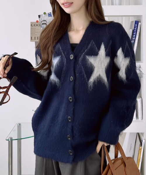 Ada.(エイダ)の「スター柄 シャギー Vネック カーディガン(カーディガン/ボレロ・レディース・グレー/ネイビー/ブラウン・FREE)」の4枚目の写真