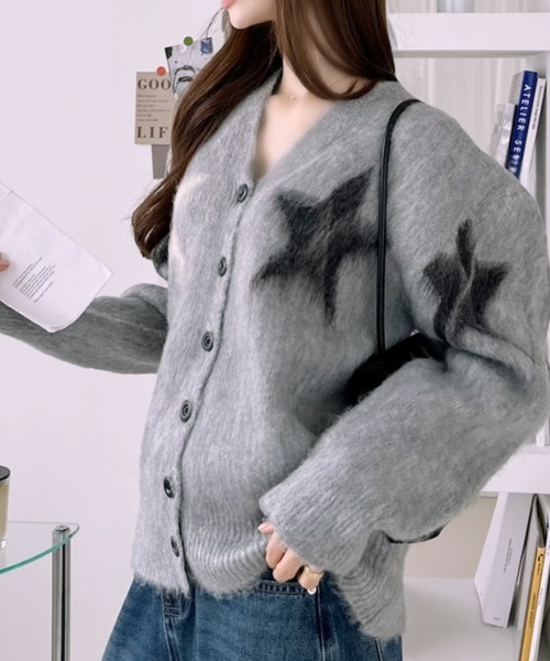 Ada.(エイダ)の「スター柄 シャギー Vネック カーディガン(カーディガン/ボレロ・レディース・グレー/ネイビー/ブラウン・FREE)」の13枚目の写真