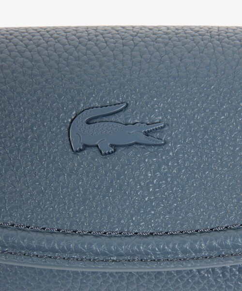 LACOSTE(ラコステ)の「エブリデイクラブ ワイドフラップショルダーバッグ(ショルダーバッグ・レディース・ブラック/ブルーグレー・FREE)」の12枚目の写真