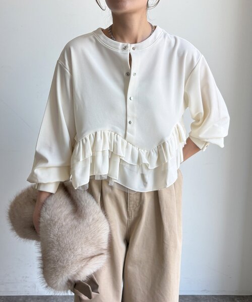 DouDou(ドゥドゥ)の「【WEB限定】 前後2wayカットジョーゼット裾フリルブラウス(シャツ/ブラウス・レディース・ブラック/アイボリー・FREE)」の12枚目の写真