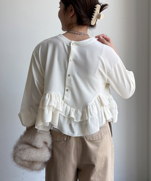 DouDou(ドゥドゥ)の「【WEB限定】 前後2wayカットジョーゼット裾フリルブラウス(シャツ/ブラウス・レディース・ブラック/アイボリー・FREE)」の14枚目の写真