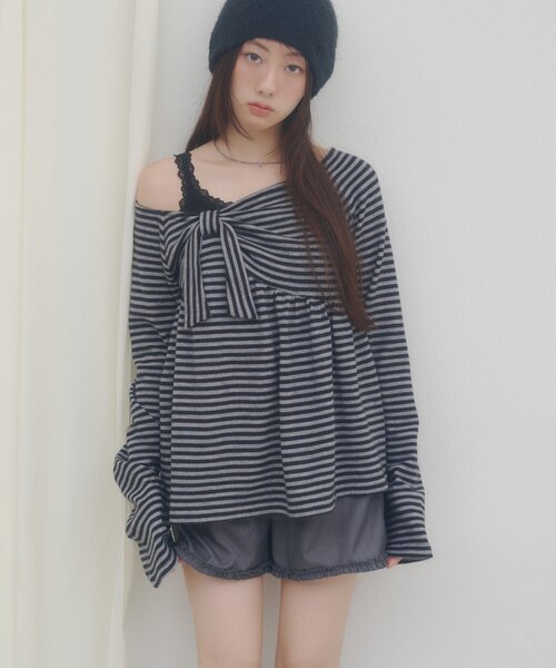 DISCOAT（ディスコート）の「【umm.】フロントリボンペプラムプルオーバー（Tシャツ/カットソー・レディース・グレー/ブラック/ネイビー/パープル・FREE）」の3枚目の写真