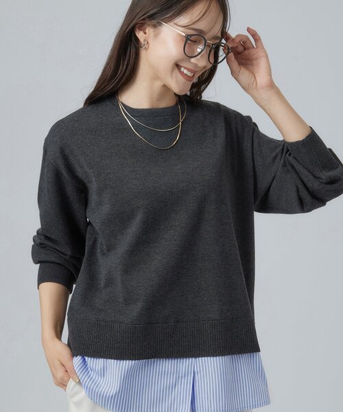 SHOO・LA・RUE(シューラルー)の「【毛玉レス/S-LL/洗濯機可】1枚で正解バランス シャツレイヤード風ニット(ニット/セーター・レディース・ダークブラウン/ブルー系その他/チャコールグレー/グレー/ピンク系その他・01/02/04/03)」の2枚目の写真
