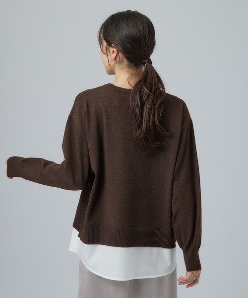 SHOO・LA・RUE(シューラルー)の「【毛玉レス/S-LL/洗濯機可】1枚で正解バランス シャツレイヤード風ニット(ニット/セーター・レディース・ダークブラウン/ブルー系その他/チャコールグレー/グレー/ピンク系その他・01/02/04/03)」の15枚目の写真