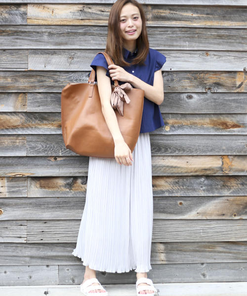 Denime（ドゥニーム）の「タイプライターノースリーブシャツ（シャツ/ブラウス・レディース・ネイビー/ホワイト・FREE）」の4枚目の写真