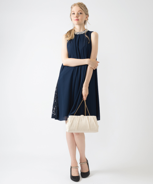 INTERPLANET WINGS（インタープラネットウィング）の「スタンドカラービジュ－付きAラインドレス（ドレス・レディース・ミント/ネイビー/オレンジ/ボルドー/グリーン/ベージュ・FREE）」の4枚目の写真