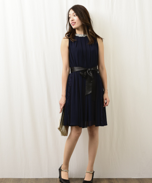 INTERPLANET WINGS（インタープラネットウィング）の「スタンドカラービジュ－付きAラインドレス（ドレス・レディース・ミント/ネイビー/オレンジ/ボルドー/グリーン/ベージュ・FREE）」の21枚目の写真