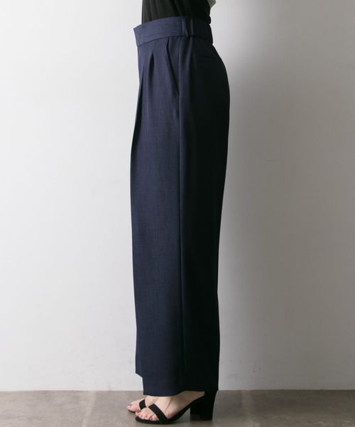 URBAN RESEARCH（アーバンリサーチ）の「ガルーダスラブセンタープレスパンツ（その他パンツ・レディース・ネイビー/ライトベージュ・36/38）」の6枚目の写真