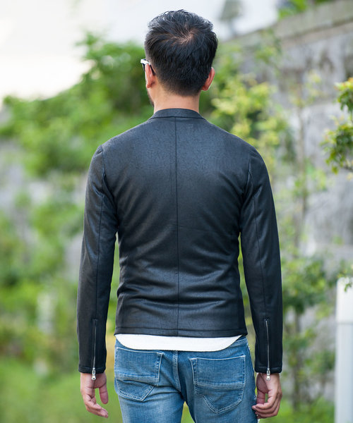 JOHNNY WOLF（ジョニーウルフ）の「ARCHIMEDES-LEATHER LOOK(アルキメデス-レザールック)レザールック  ボトルネック シングル ライダースジャケット（ライダースジャケット・メンズ・ブラック/ベージュ・2-3/3-4/1-2）」の7枚目の写真