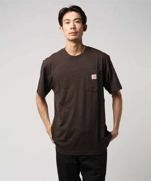 Carhartt（カーハート）の「【CARHARTT】カーハート S/S POCKET Tee（Tシャツ/カットソー・メンズ・ブラック/ダークブラウン/ブラウン/グリーン/ブルー/ホワイト/アーミー/ダークブルー/ブラック系その他/レッド/ネイビー/ベージュ系その他/ストライプ・MEDIUM/XX-LARGE/LARGE/X-LARGE）」の5枚目の写真