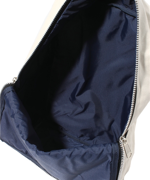 WHO'S WHO gallery（フーズフーギャラリー）の「【ziple】パラフィンリュック（バックパック/リュック・メンズ・ブルー/ブラック/オフホワイト・FREE）」の10枚目の写真