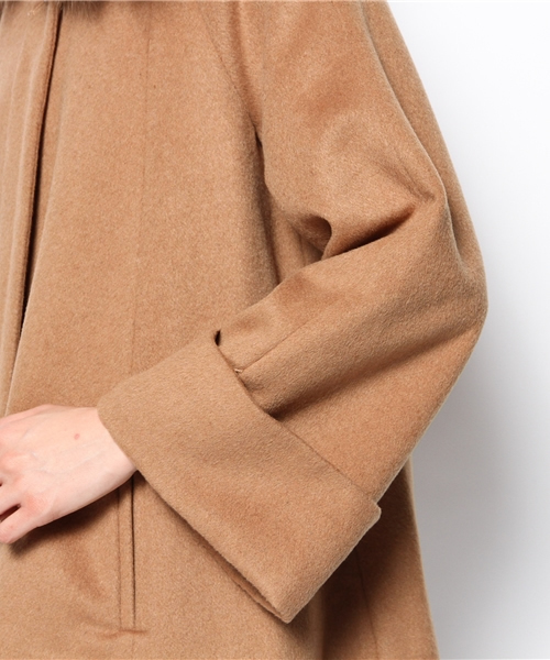 Soareak（ソアリーク）の「FOXファーツキテントラインコート（その他アウター・レディース・ネイビー/キャメル/マスタード・MEDIUM）」の20枚目の写真